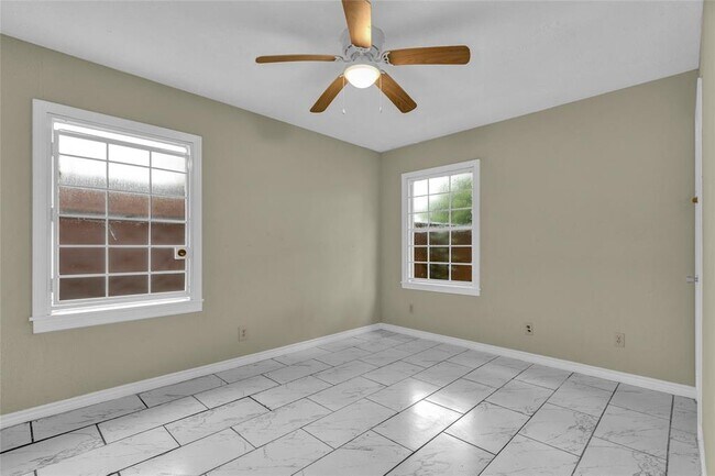 Building Photo - 5618 Malmedy Rd
