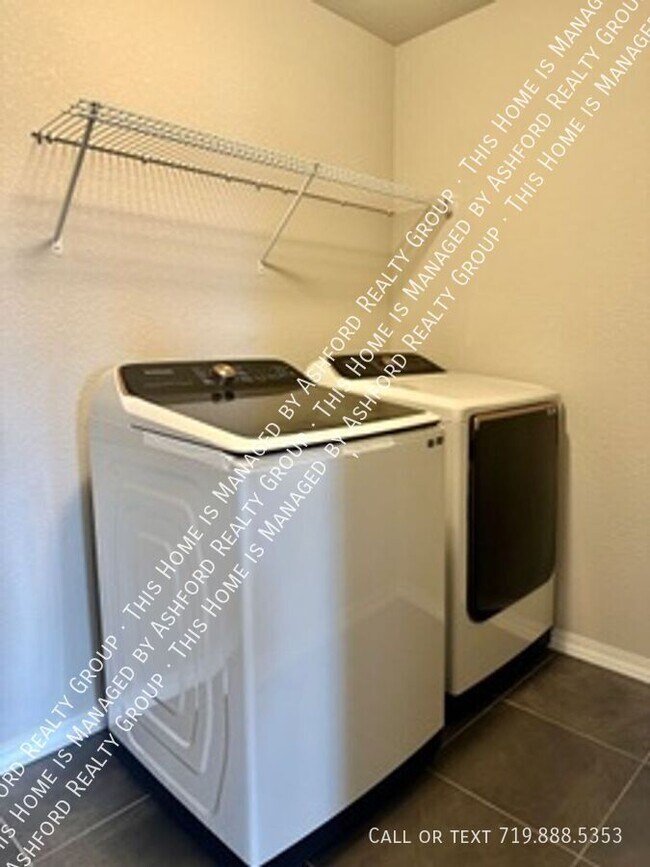 Building Photo - 8322 Graphite Dr