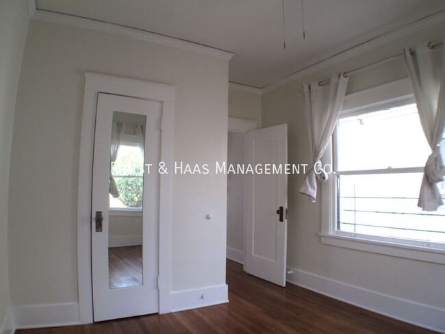 Building Photo - 969 2nd St