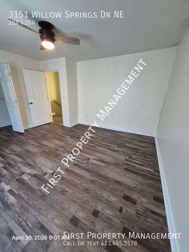 Building Photo - 3151 Willow Springs Dr NE