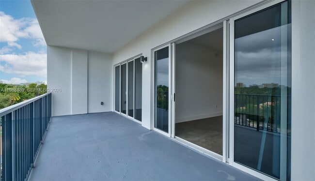 Building Photo - 2010 SW 25th Ter