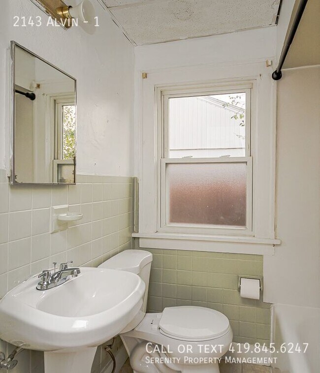 Building Photo - 2143 Alvin-1