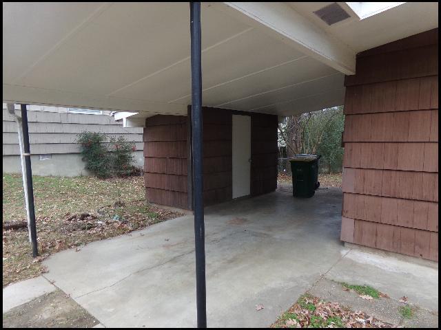 Building Photo - 8 Janmar Dr