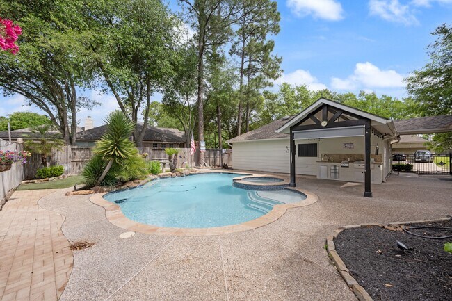 Building Photo - 14343 Millstone Estates Ln