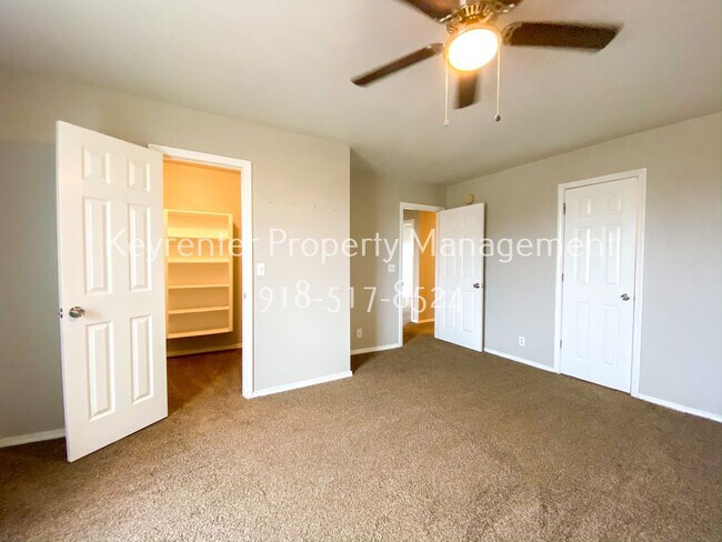Building Photo - 3 Bed | 1.5 Bath in Central Tulsa!