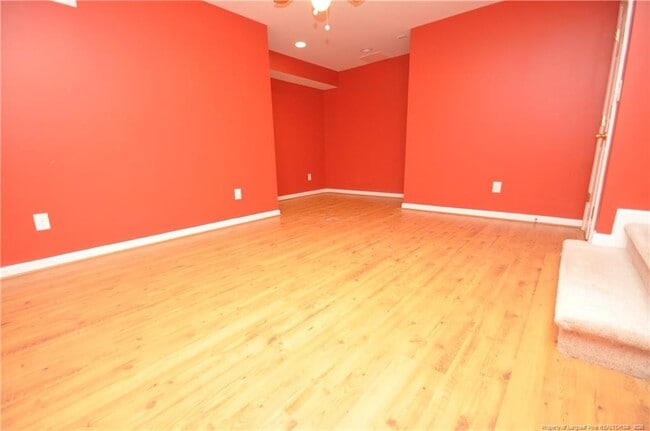 Building Photo - 416 Oak Pine Dr