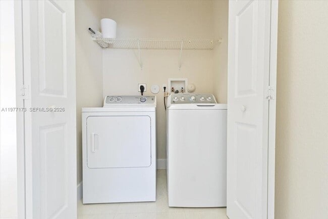 Building Photo - 16186 SW 65th Ln