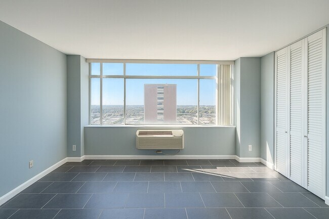 Building Photo - 7510 Hornwood Dr