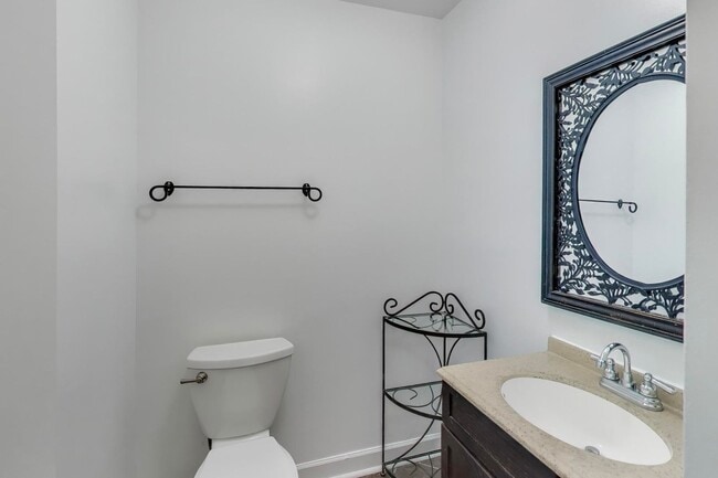 Building Photo - FRESH & READY -- Elegant 3 bedroom, 2.5 bath - 2 Level Condo!