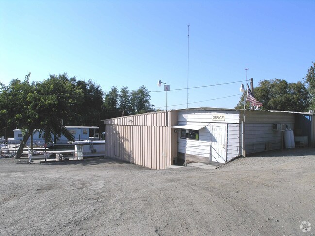 Primary Photo - New Hope Trailer Park & Marina