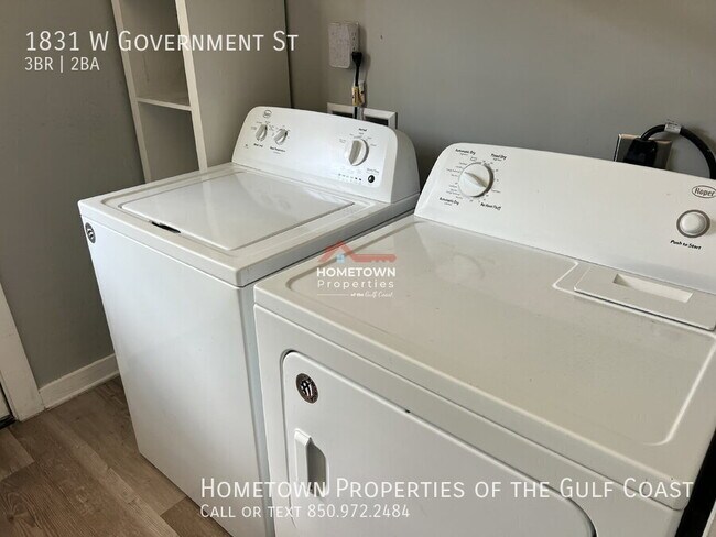 Building Photo - 3-Bed Downtown Pensacola Cottage