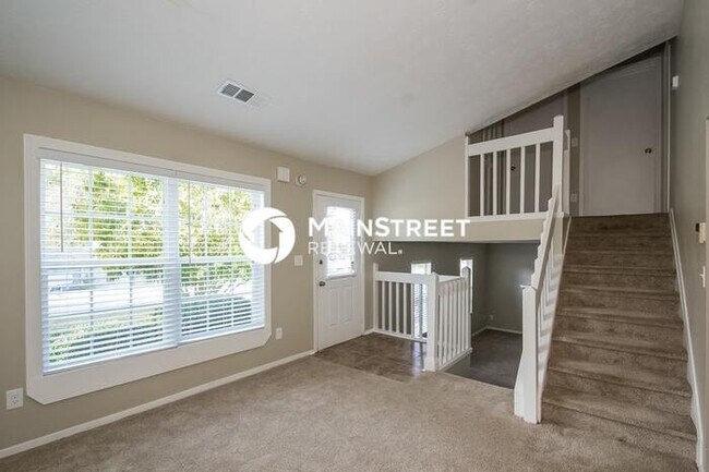 Building Photo - 3 Bedroom Pet-Friendly Home in Stone Mountain, GA with Main Street Renewal