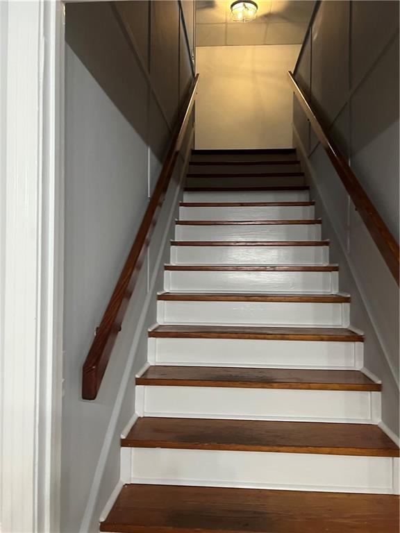 Building Photo - 1226 Magnolia Ave