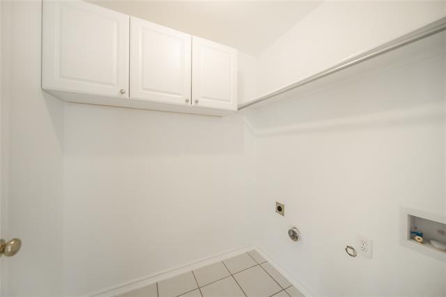 Building Photo - 4824 Holly Berry Dr