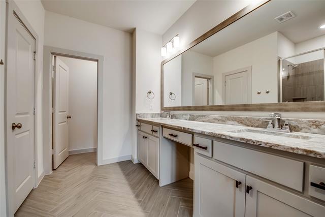 Building Photo - 1358 Madison Ave