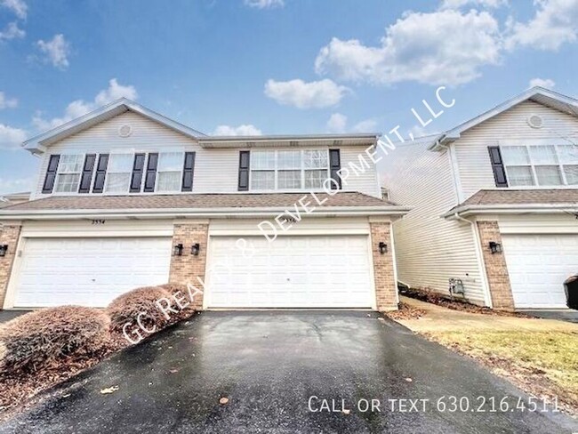 Primary Photo - *** 3BDRM - 2.5 BTH / SCHOOL DISTRICT 204 ...