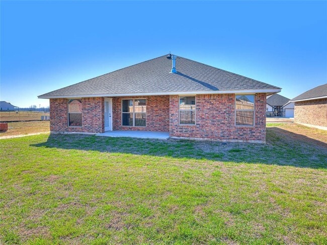 Building Photo - 526 Cherrybark Dr