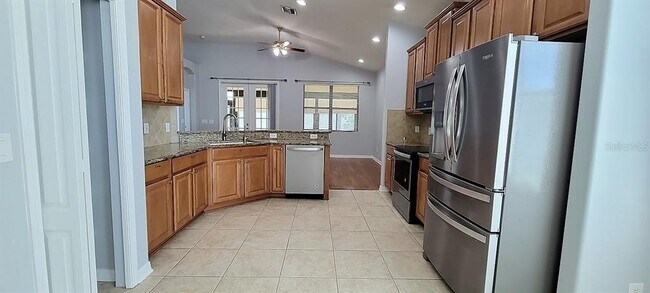 Building Photo - 7112 Spindle Tree Ln