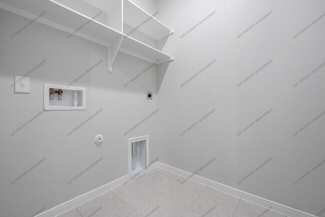 Building Photo - 1458 Shadow Hl Ln