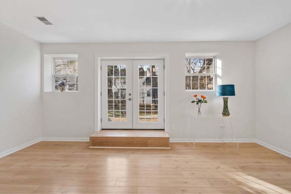 Building Photo - 47516 Anchorage Cir