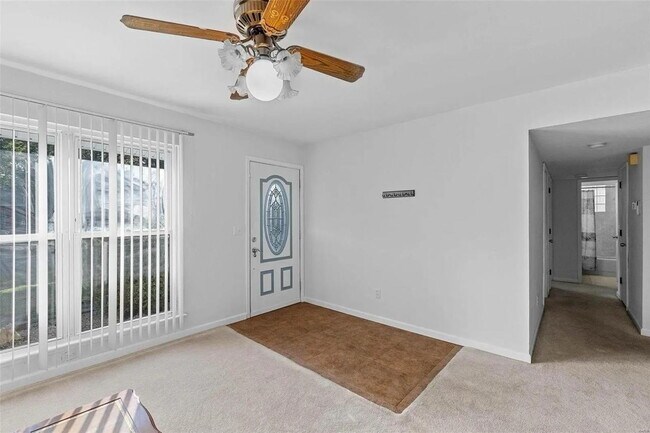 Building Photo - Your Next Home Awaits on Grants Parkway