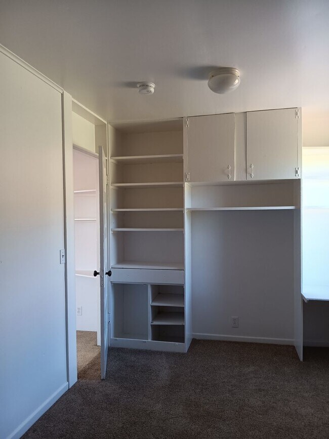 Building Photo - Beautiful Secluded Farmhouse & Shop is Available!