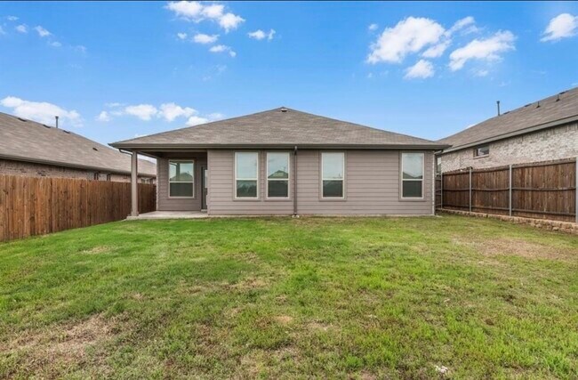 Building Photo - 2329 Briscoe Rnch Dr