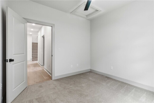 Building Photo - 1051 Whistler St