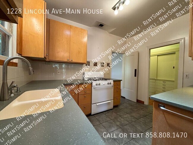 Building Photo - 1228 Lincoln Ave