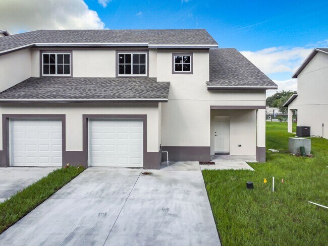 Building Photo - Townhouse For Lease in Saint Cloud