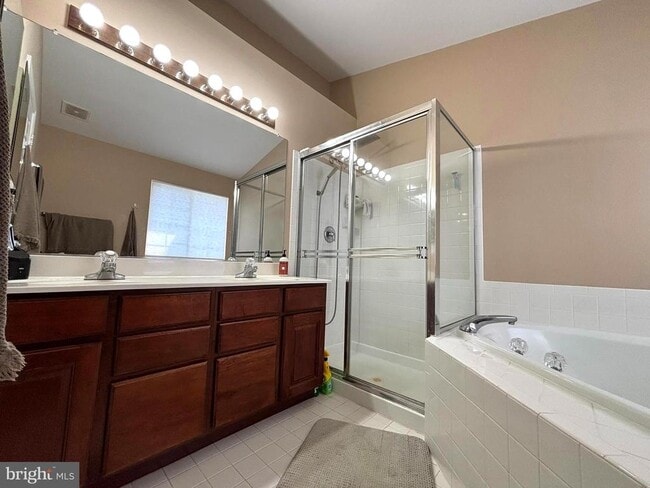 Building Photo - 6659 Patent Parish Ln