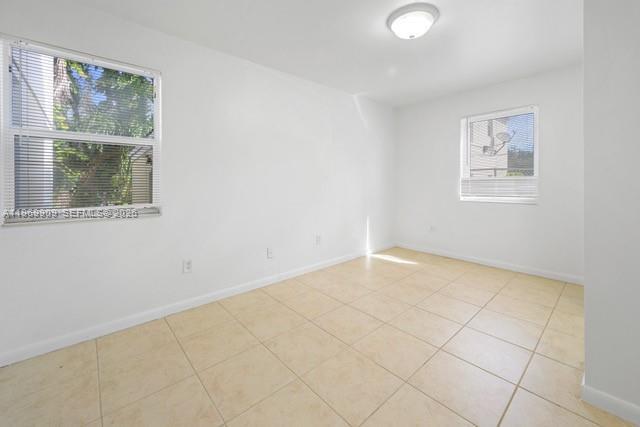 Building Photo - 571 NE 82nd St