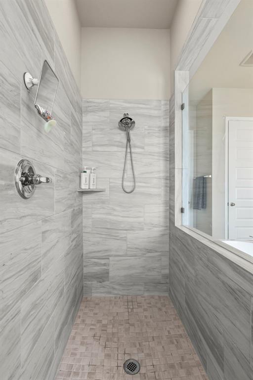 Building Photo - 313 Terrene Trl