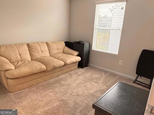 Building Photo - 110 Summit Pointe Ln