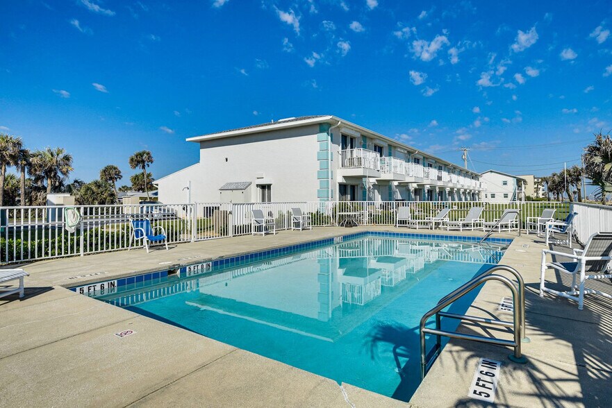 Building Photo - 2470 Ocean Shore Blvd