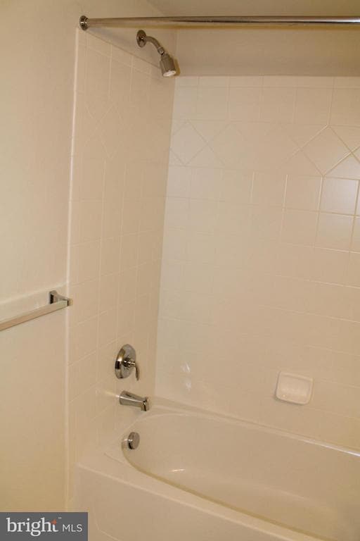 Building Photo - 24907 Earlsford Dr