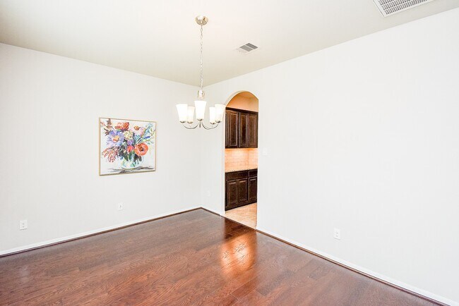 Building Photo - 13906 Manobrook Ct