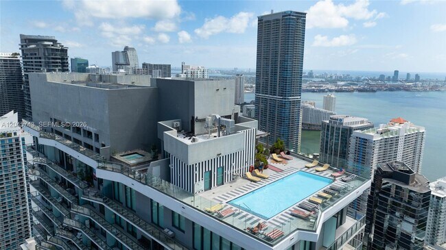 Building Photo - 1300 S Miami Ave