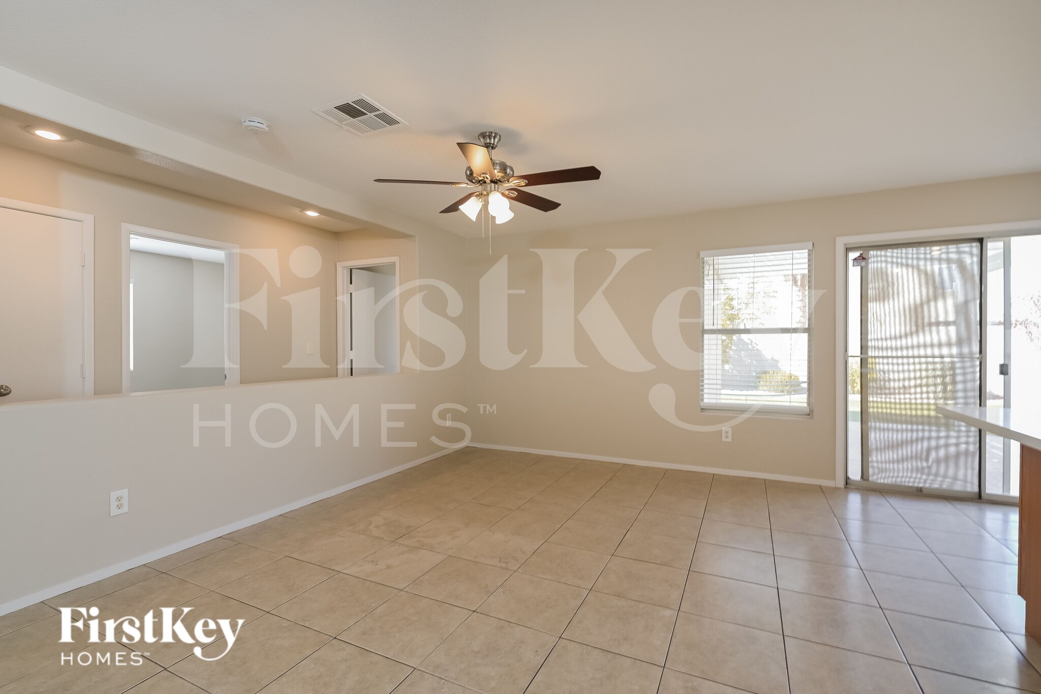 Building Photo - 692 Rising Brook Dr