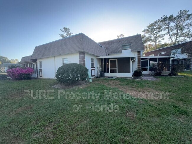 Building Photo - 1610 SE 25th St