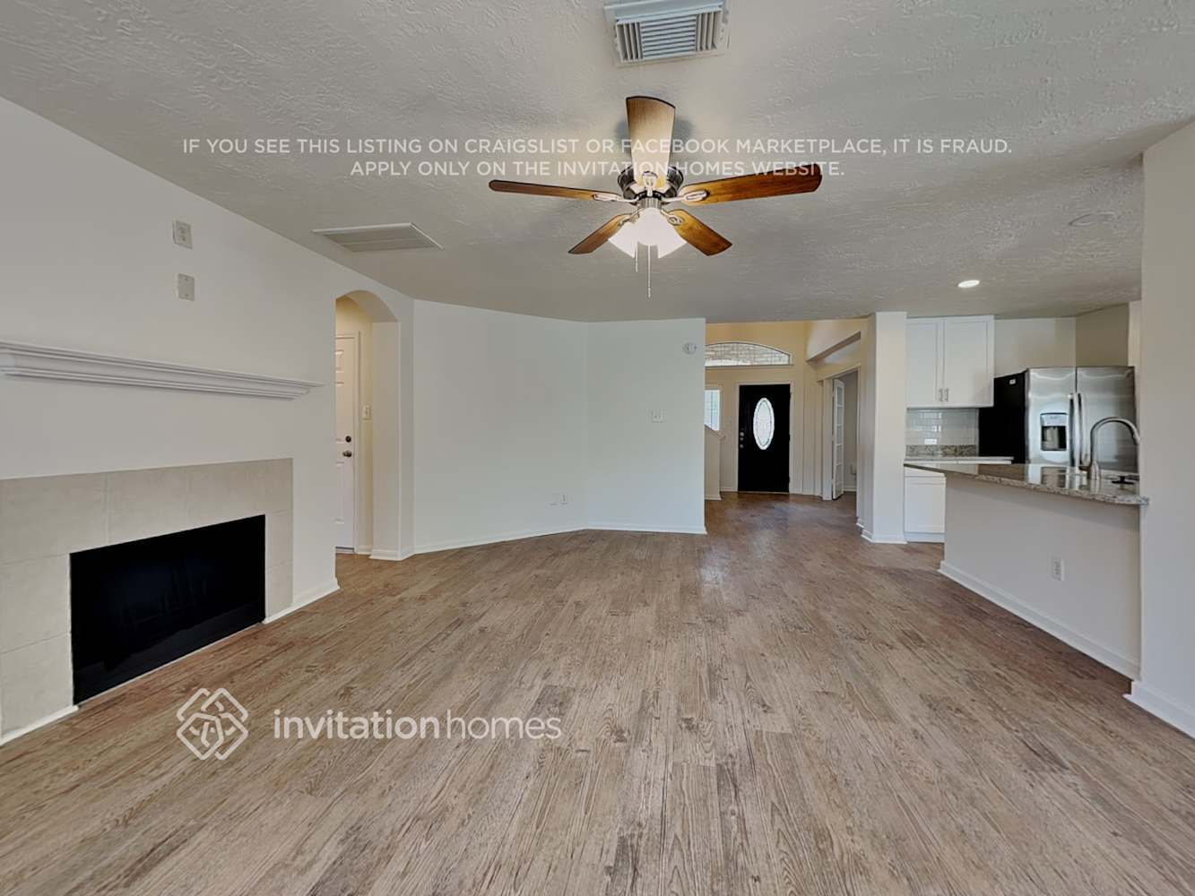 Building Photo - 28631 Hidden Lake W