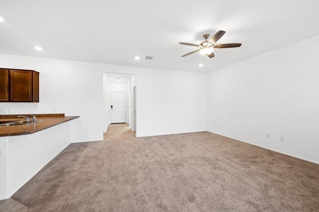 Building Photo - 6330 S Crescent Peak Dr
