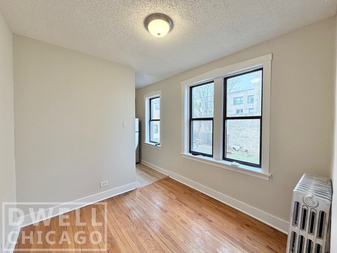 Building Photo - 1510 N Kedzie Ave