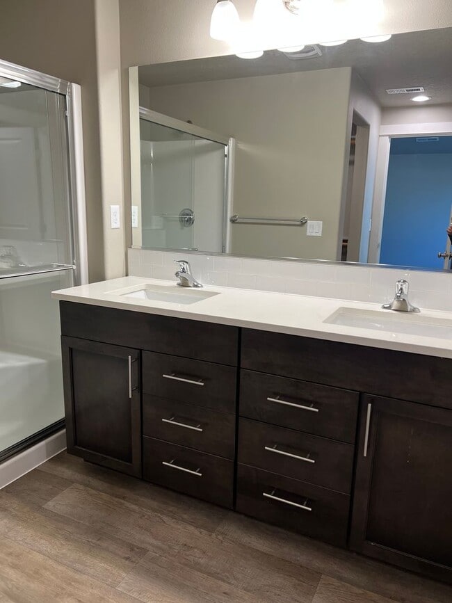 Building Photo - 3 Bedroom, 2 Bath Home  Built in 2022 - Po...