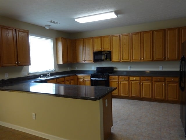 Building Photo - 2088 White Top Rd