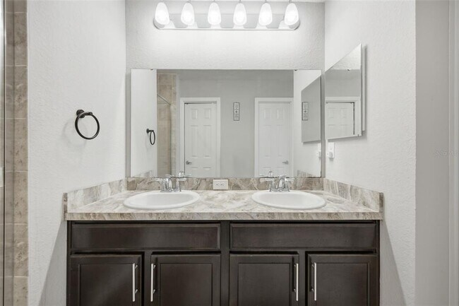 Building Photo - 9649 Tocobaga Pl