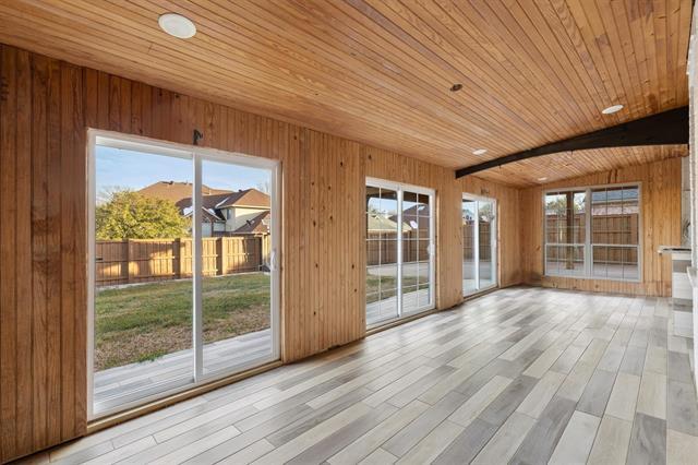 Building Photo - 1512 Chester Dr