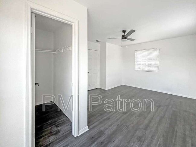 Building Photo - 11613 209th St