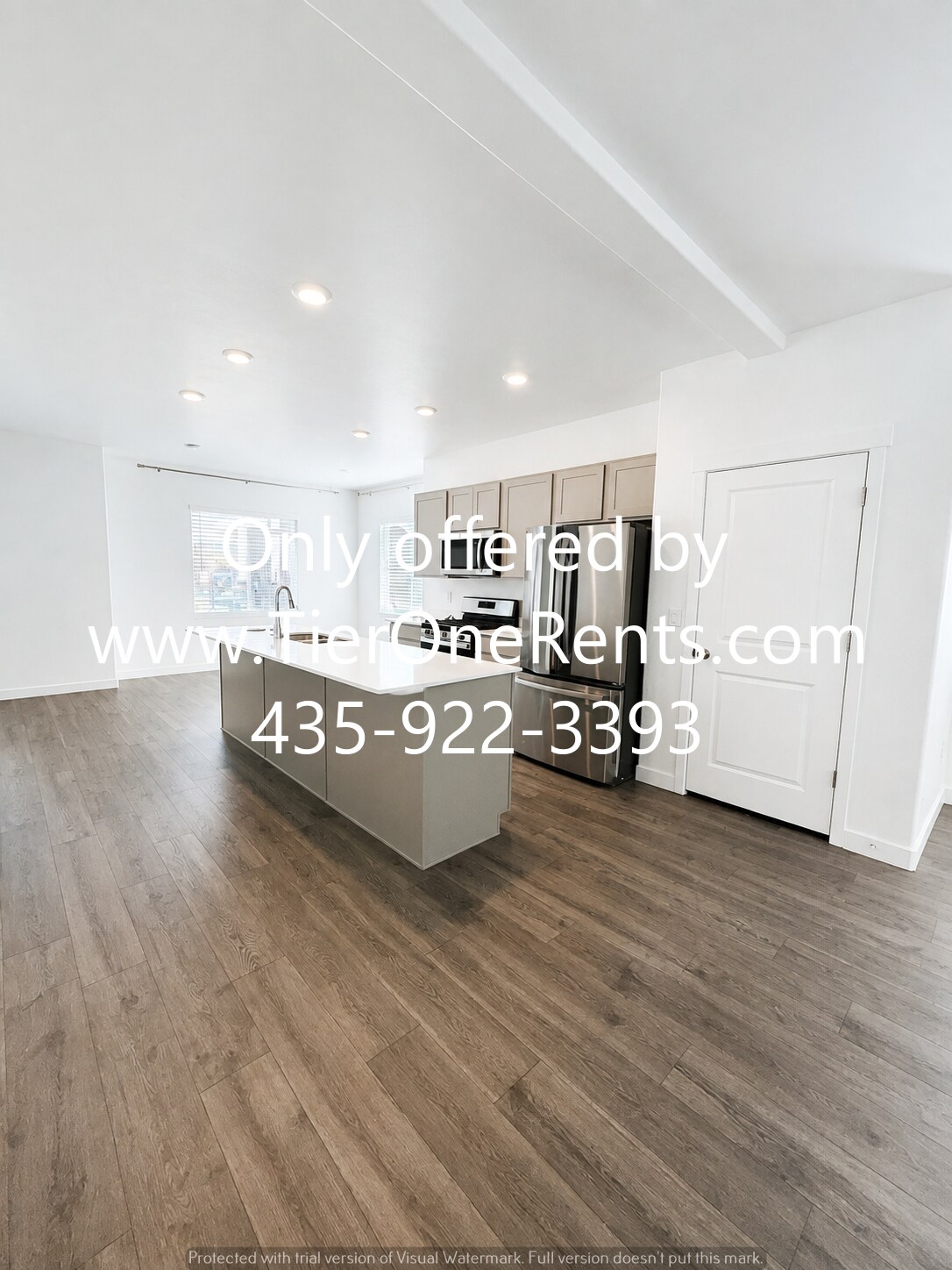 Building Photo - NO DEPOSIT option available for qualified renters!