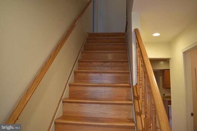 Building Photo - 19 Allenhurst Ct